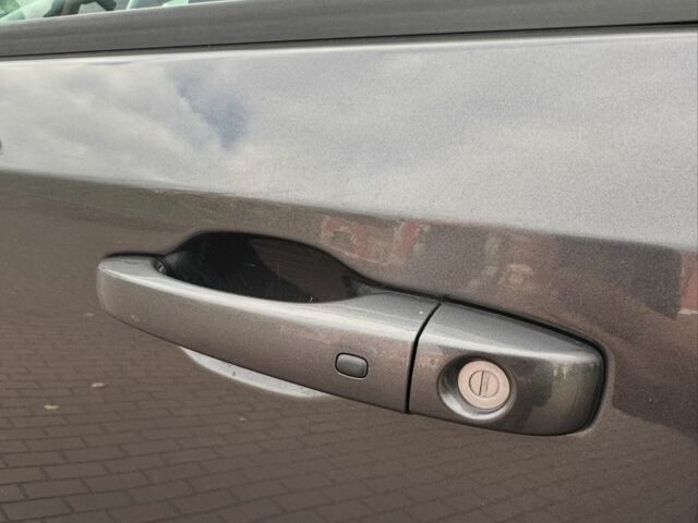 Серый Додж Джорни, объемом двигателя 3.6 л и пробегом 201 тыс. км за 12000 $, фото 12 на Automoto.ua