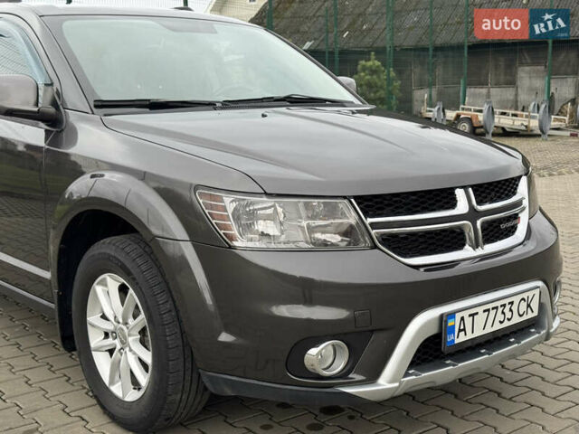 Серый Додж Джорни, объемом двигателя 2.4 л и пробегом 141 тыс. км за 10500 $, фото 21 на Automoto.ua