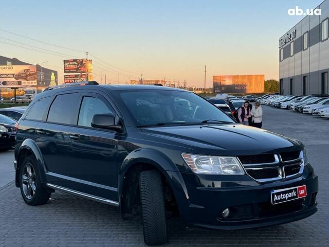 Серый Додж Джорни, объемом двигателя 2.4 л и пробегом 170 тыс. км за 10590 $, фото 2 на Automoto.ua