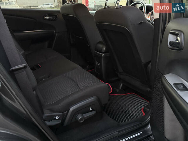 Сірий Додж Джорні, об'ємом двигуна 3.6 л та пробігом 188 тис. км за 10200 $, фото 14 на Automoto.ua