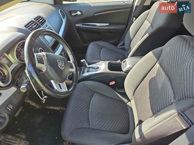 Сірий Додж Джорні, об'ємом двигуна 2.4 л та пробігом 209 тис. км за 8200 $, фото 10 на Automoto.ua