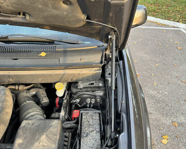 Серый Додж Джорни, объемом двигателя 3.6 л и пробегом 139 тыс. км за 13950 $, фото 82 на Automoto.ua