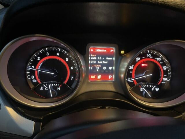 Серый Додж Джорни, объемом двигателя 2.4 л и пробегом 136 тыс. км за 10500 $, фото 12 на Automoto.ua