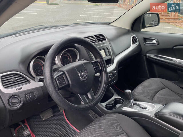 Серый Додж Джорни, объемом двигателя 3.6 л и пробегом 188 тыс. км за 9900 $, фото 12 на Automoto.ua