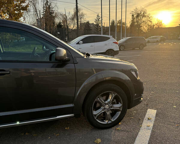 Серый Додж Джорни, объемом двигателя 3.6 л и пробегом 139 тыс. км за 13950 $, фото 8 на Automoto.ua