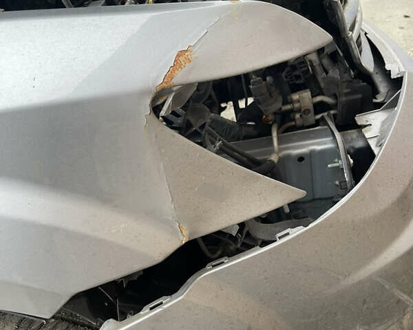 Сірий Додж Джорні, об'ємом двигуна 2.4 л та пробігом 209 тис. км за 8200 $, фото 3 на Automoto.ua