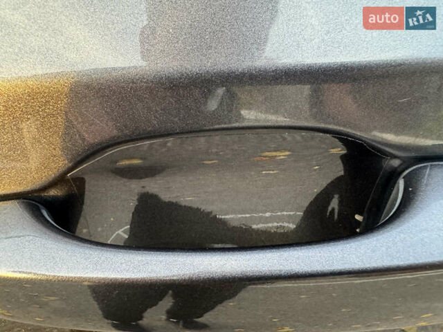 Серый Додж Джорни, объемом двигателя 3.6 л и пробегом 139 тыс. км за 13950 $, фото 76 на Automoto.ua