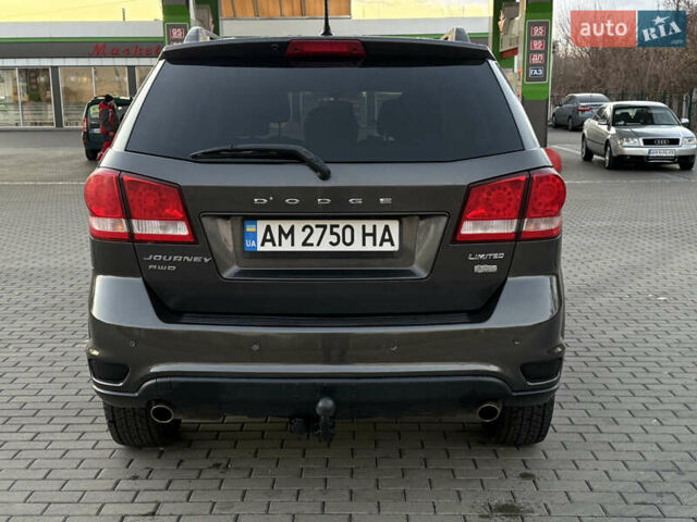 Сірий Додж Джорні, об'ємом двигуна 3.6 л та пробігом 188 тис. км за 10200 $, фото 4 на Automoto.ua