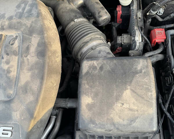 Серый Додж Джорни, объемом двигателя 3.6 л и пробегом 139 тыс. км за 13950 $, фото 83 на Automoto.ua