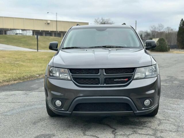 Додж Джорни 2016 в Киеве на Automoto.ua Серый Додж Джорни, объемом двигателя 3.6 л и пробегом 80 тыс. км за 4100 $, фото 1 на Automoto.ua