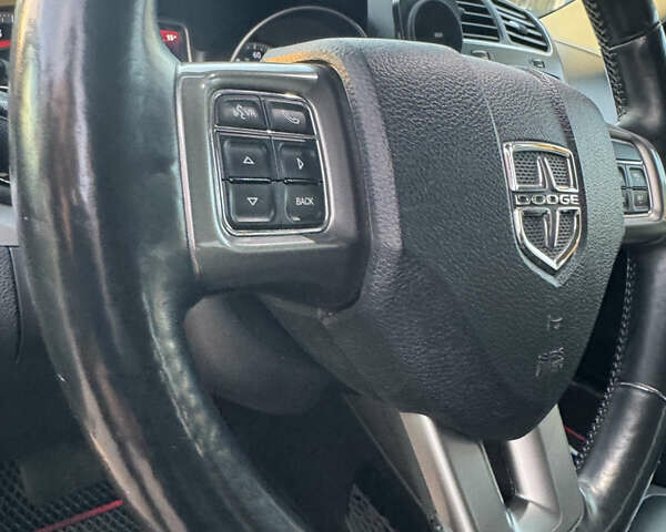 Серый Додж Джорни, объемом двигателя 3.6 л и пробегом 139 тыс. км за 13950 $, фото 101 на Automoto.ua