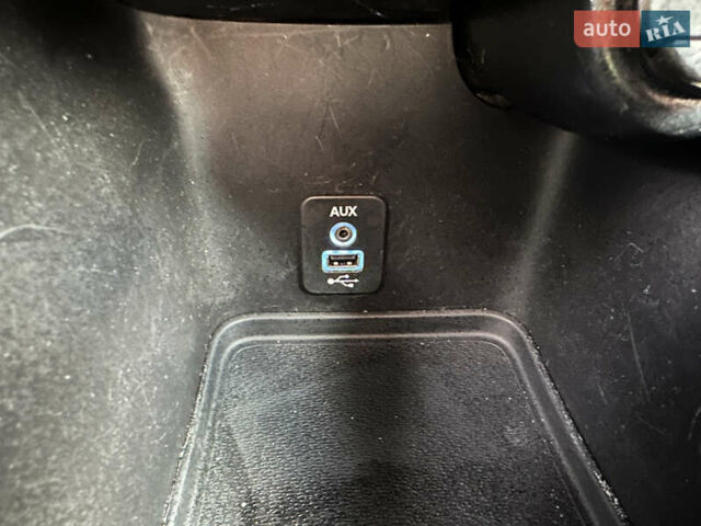 Додж Джорни 2016 в Днепре (Днепропетровске) на Automoto.ua Серый Додж Джорни, объемом двигателя 3.6 л и пробегом 201 тыс. км за 12999 $, фото 33 на Automoto.ua