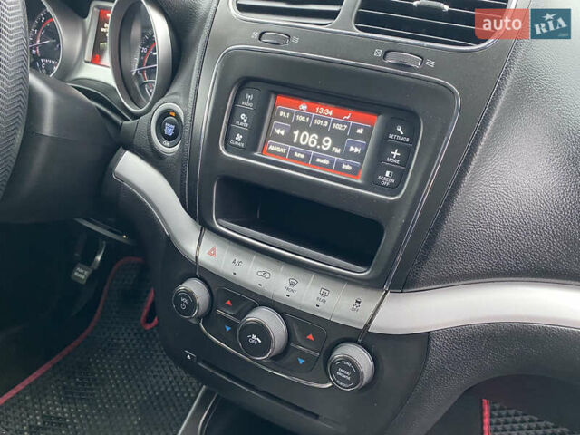 Серый Додж Джорни, объемом двигателя 3.6 л и пробегом 188 тыс. км за 9900 $, фото 15 на Automoto.ua