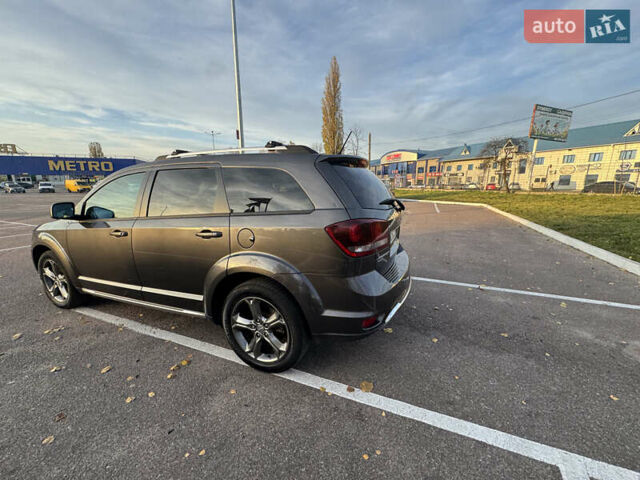 Серый Додж Джорни, объемом двигателя 3.6 л и пробегом 139 тыс. км за 13950 $, фото 25 на Automoto.ua