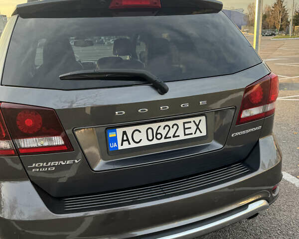 Серый Додж Джорни, объемом двигателя 3.6 л и пробегом 139 тыс. км за 13950 $, фото 42 на Automoto.ua