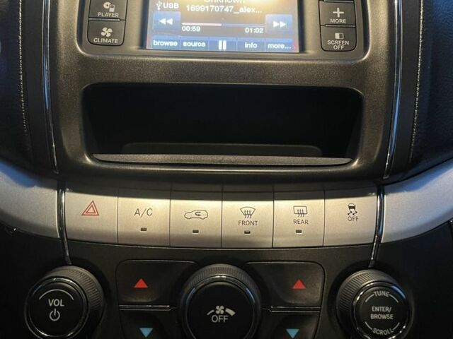 Серый Додж Джорни, объемом двигателя 2.4 л и пробегом 136 тыс. км за 10500 $, фото 17 на Automoto.ua