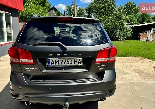 Додж Джорни 2016 в Андрушевке на Automoto.ua Серый Додж Джорни, объемом двигателя 3.6 л и пробегом 186 тыс. км за 11500 $, фото 4 на Automoto.ua