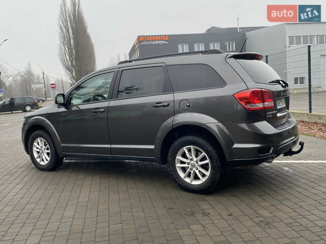 Серый Додж Джорни, объемом двигателя 3.6 л и пробегом 188 тыс. км за 9900 $, фото 7 на Automoto.ua