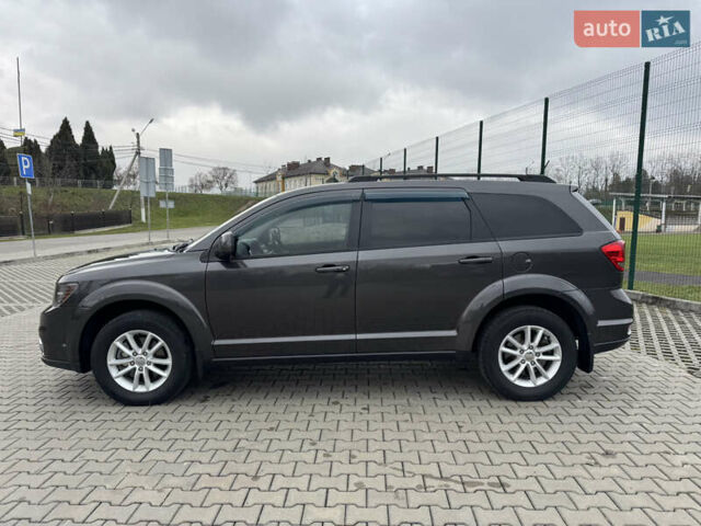 Серый Додж Джорни, объемом двигателя 2.4 л и пробегом 141 тыс. км за 10500 $, фото 31 на Automoto.ua