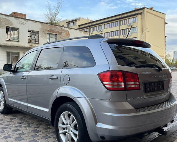 Сірий Додж Джорні, об'ємом двигуна 2.36 л та пробігом 225 тис. км за 9900 $, фото 12 на Automoto.ua