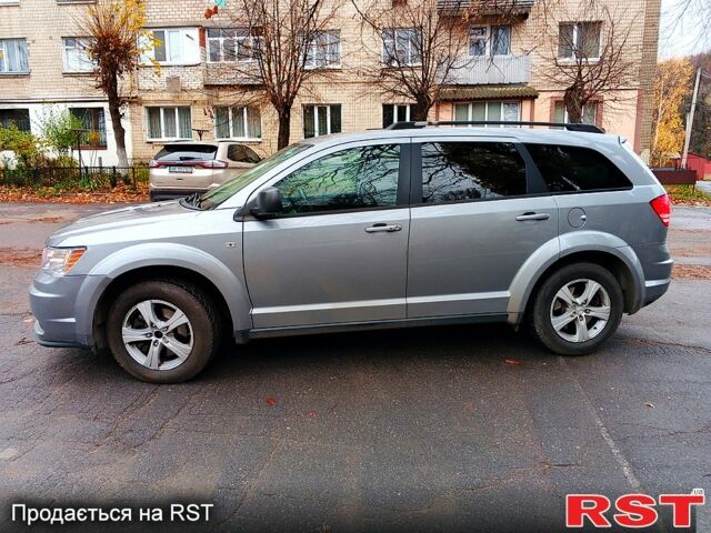 Серый Додж Джорни, объемом двигателя 2.4 л и пробегом 180 тыс. км за 11500 $, фото 9 на Automoto.ua