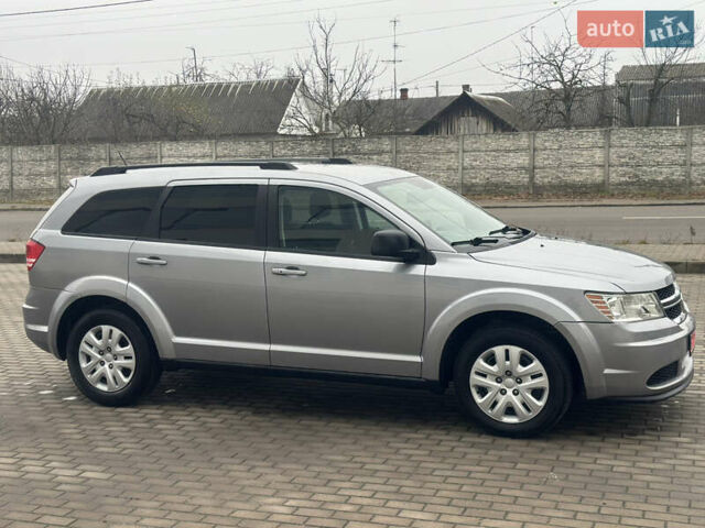 Серый Додж Джорни, объемом двигателя 2.4 л и пробегом 278 тыс. км за 10650 $, фото 6 на Automoto.ua