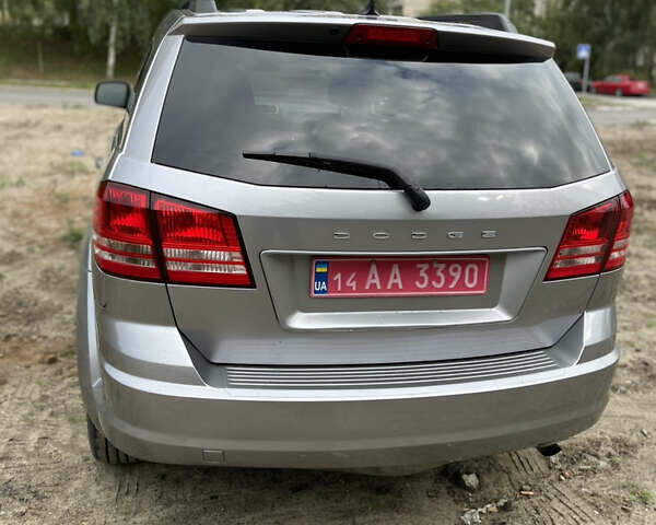 Сірий Додж Джорні, об'ємом двигуна 2.36 л та пробігом 258 тис. км за 9100 $, фото 12 на Automoto.ua