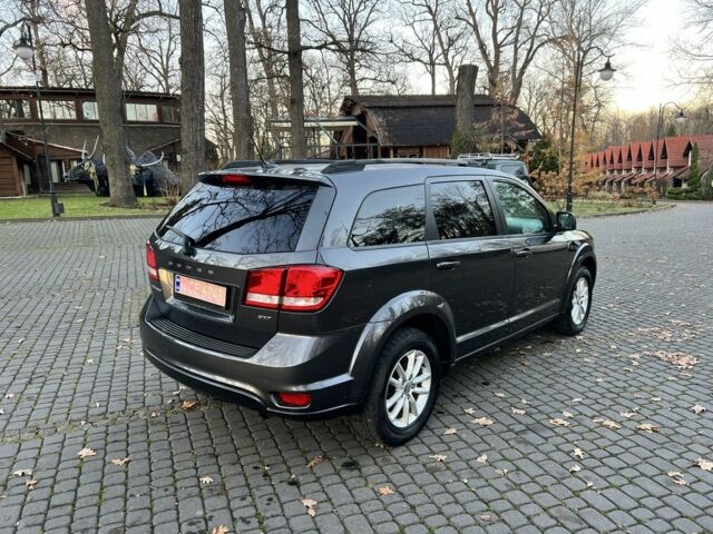 Серый Додж Джорни, объемом двигателя 2.4 л и пробегом 117 тыс. км за 10200 $, фото 9 на Automoto.ua