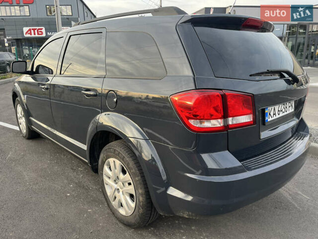 Серый Додж Джорни, объемом двигателя 2.4 л и пробегом 174 тыс. км за 10800 $, фото 9 на Automoto.ua