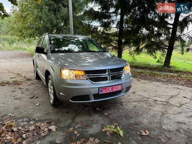 Сірий Додж Джорні, об'ємом двигуна 2.36 л та пробігом 177 тис. км за 10800 $, фото 15 на Automoto.ua