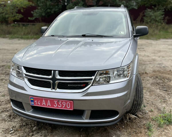 Сірий Додж Джорні, об'ємом двигуна 2.36 л та пробігом 258 тис. км за 9100 $, фото 14 на Automoto.ua