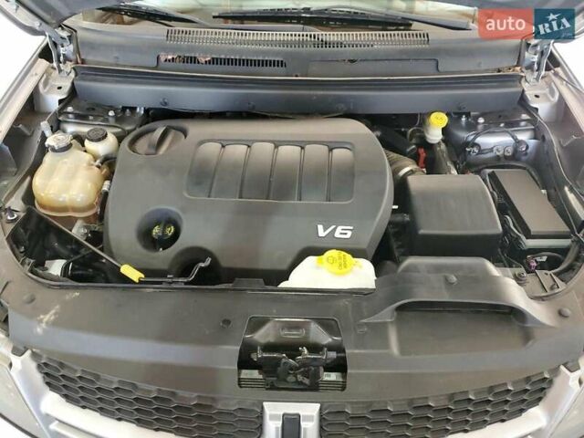 Серый Додж Джорни, объемом двигателя 0 л и пробегом 145 тыс. км за 1400 $, фото 11 на Automoto.ua