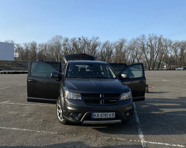 Серый Додж Джорни, объемом двигателя 3.6 л и пробегом 203 тыс. км за 15000 $, фото 1 на Automoto.ua