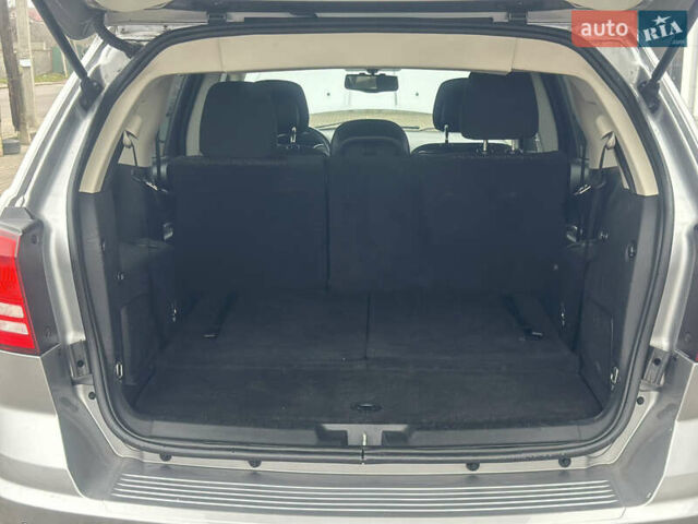 Серый Додж Джорни, объемом двигателя 2.4 л и пробегом 278 тыс. км за 10650 $, фото 22 на Automoto.ua