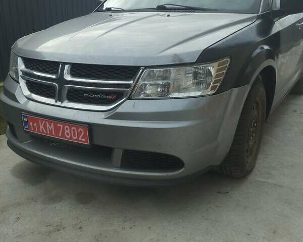 Серый Додж Джорни, объемом двигателя 2.4 л и пробегом 261 тыс. км за 8750 $, фото 2 на Automoto.ua