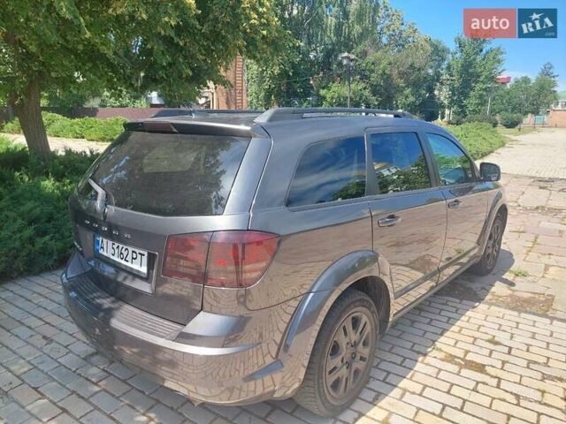 Серый Додж Джорни, объемом двигателя 2.4 л и пробегом 227 тыс. км за 10950 $, фото 6 на Automoto.ua