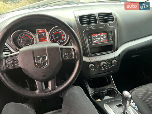 Серый Додж Джорни, объемом двигателя 2.4 л и пробегом 174 тыс. км за 10800 $, фото 13 на Automoto.ua