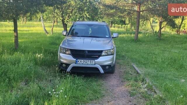 Серый Додж Джорни, объемом двигателя 3.6 л и пробегом 225 тыс. км за 12000 $, фото 2 на Automoto.ua