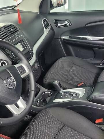 Серый Додж Джорни, объемом двигателя 2.36 л и пробегом 190 тыс. км за 14500 $, фото 22 на Automoto.ua