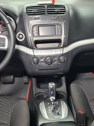 Серый Додж Джорни, объемом двигателя 2.36 л и пробегом 190 тыс. км за 14500 $, фото 23 на Automoto.ua