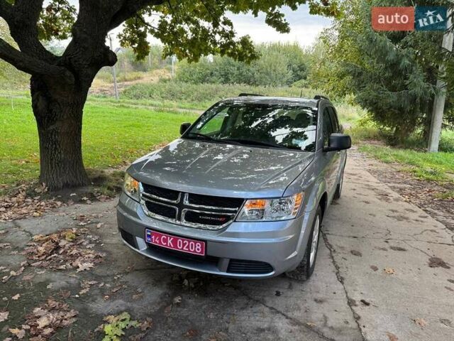 Сірий Додж Джорні, об'ємом двигуна 2.36 л та пробігом 177 тис. км за 10800 $, фото 17 на Automoto.ua