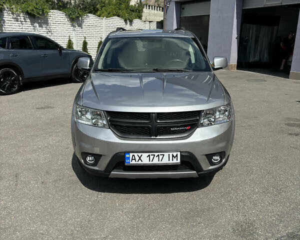 Сірий Додж Джорні, об'ємом двигуна 3.6 л та пробігом 165 тис. км за 11900 $, фото 3 на Automoto.ua