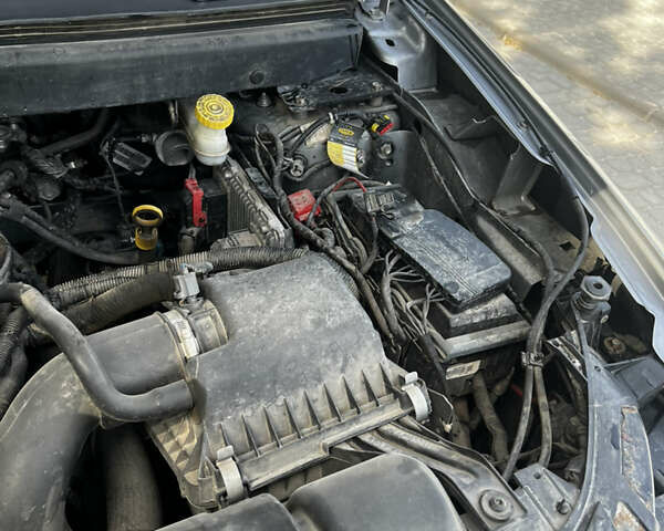 Сірий Додж Джорні, об'ємом двигуна 2.36 л та пробігом 171 тис. км за 13400 $, фото 34 на Automoto.ua