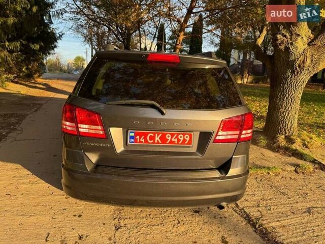 Сірий Додж Джорні, об'ємом двигуна 2.36 л та пробігом 164 тис. км за 8999 $, фото 6 на Automoto.ua