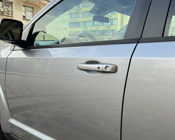 Сірий Додж Джорні, об'ємом двигуна 2.36 л та пробігом 225 тис. км за 9900 $, фото 11 на Automoto.ua