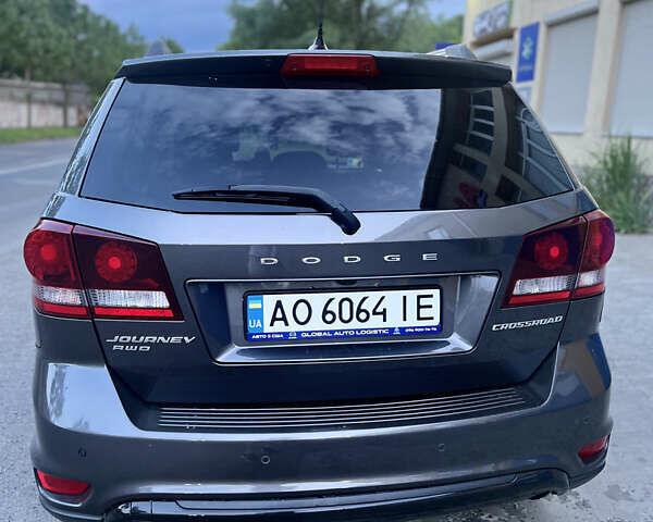 Серый Додж Джорни, объемом двигателя 3.6 л и пробегом 221 тыс. км за 13600 $, фото 16 на Automoto.ua