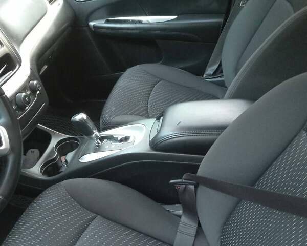 Сірий Додж Джорні, об'ємом двигуна 2.36 л та пробігом 104 тис. км за 10800 $, фото 8 на Automoto.ua