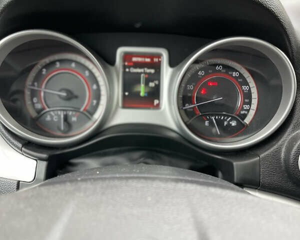 Сірий Додж Джорні, об'ємом двигуна 2.36 л та пробігом 258 тис. км за 9100 $, фото 28 на Automoto.ua