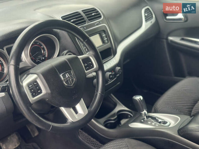 Серый Додж Джорни, объемом двигателя 2.4 л и пробегом 278 тыс. км за 10650 $, фото 12 на Automoto.ua