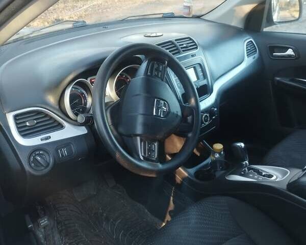 Серый Додж Джорни, объемом двигателя 0 л и пробегом 261 тыс. км за 9000 $, фото 13 на Automoto.ua